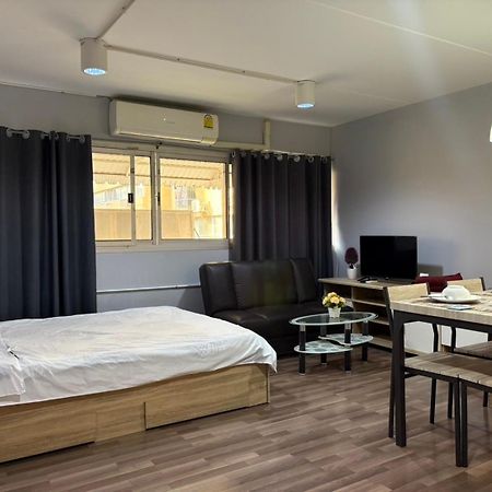 Popular Condo เมืองทองธานี 白蒛 外观 照片